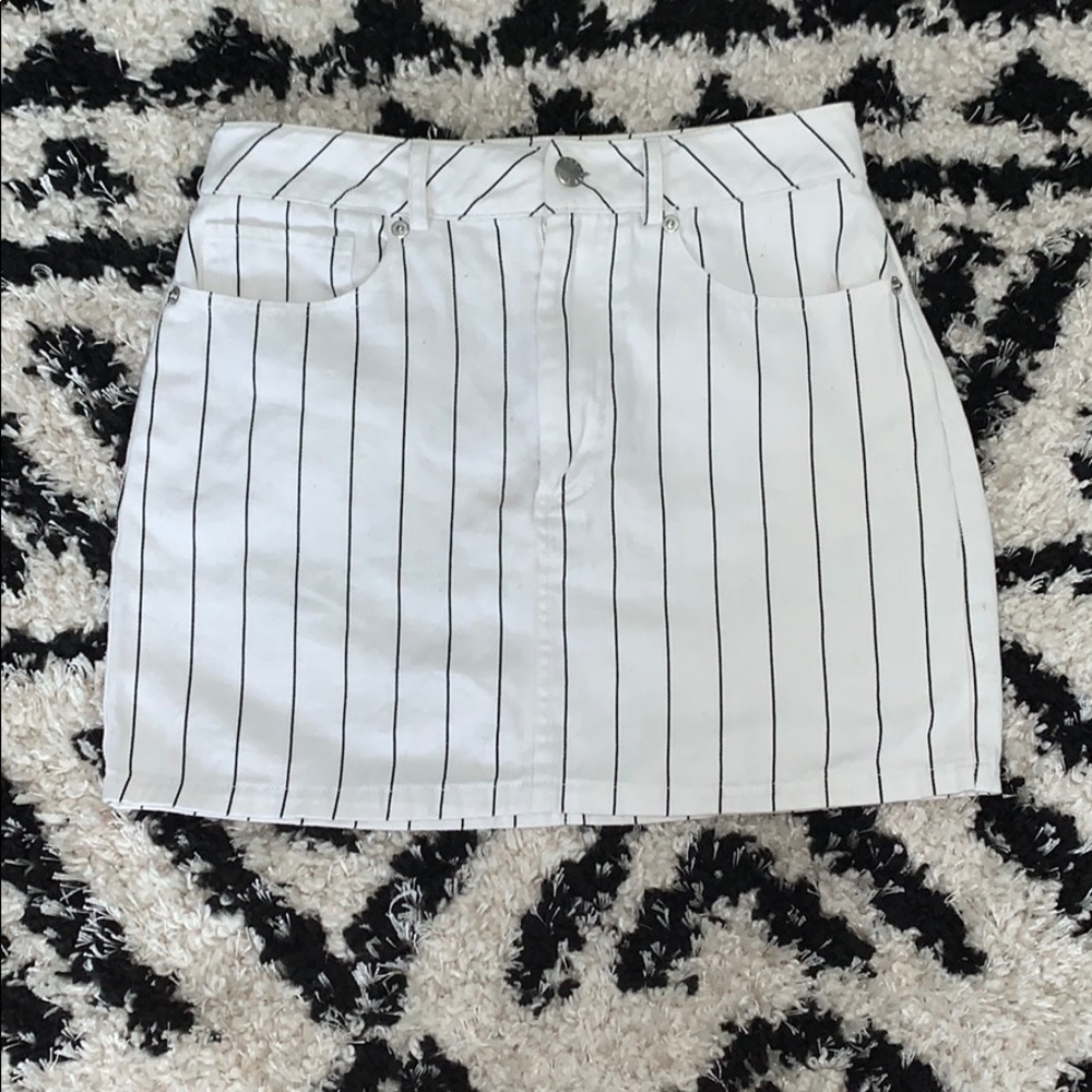 Forever 21 skirt